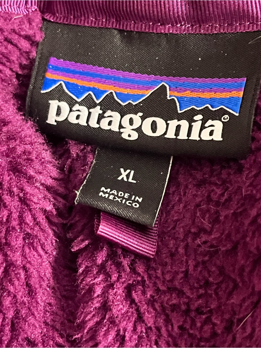 Patagonia® Worn Wear
Women's Re-Tool Snap-T® Pullover Sz XL - Picture 8 of 8